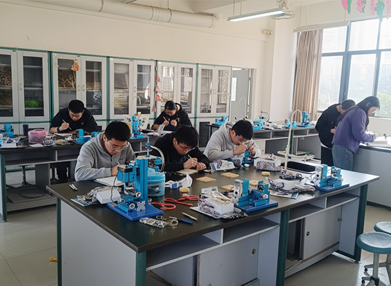 Metal Milling Machine: Embark on Your Engineering Enlightenment Journey